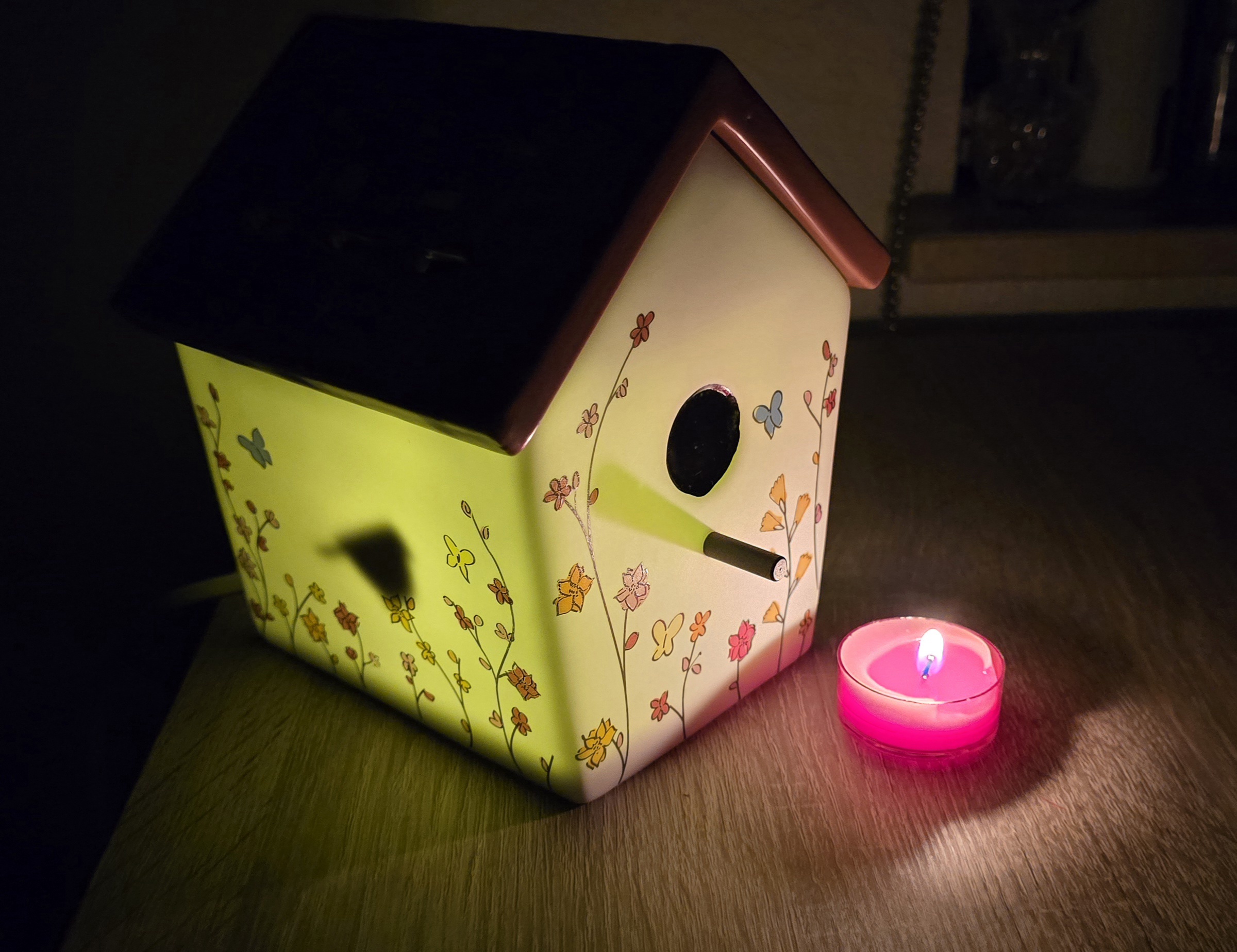 ScentGlow - Elektrische Duftlampe Vogelhäuschen – Bild 2